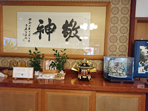 前鳥神社研修殿に展示