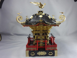 神輿側面